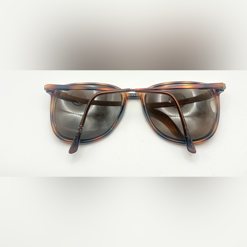 Vintage Safilo 664 Tortoise Oval Sunglasses Frames Only - Picture 4 of 8